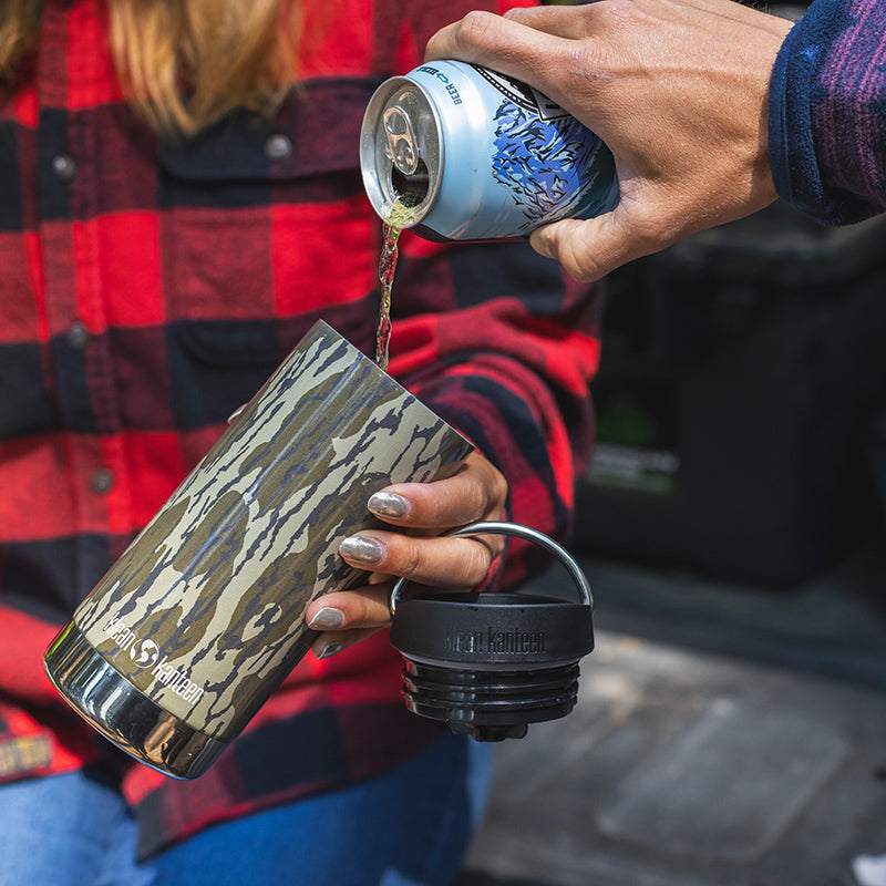 12oz-tkwide-with-cafe-cap-mossy-oak-p6 12oz_tumbler_mossyoak_bottomlands_beer_pour_square.jpg