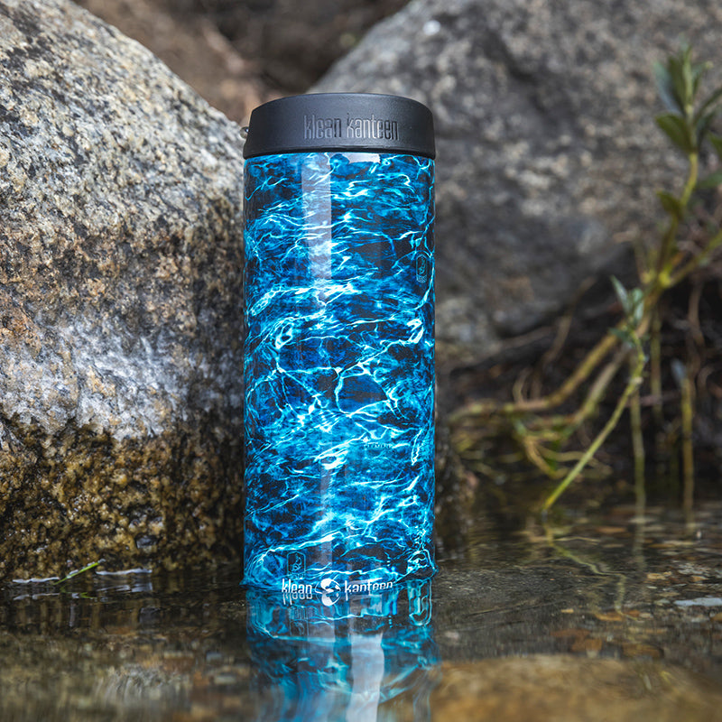 16oz-tkwide-with-cafe-cap-mossy-oak-d7 16oz_tumbler_mossyoak_bass_cafe_water_closeup_square.jpg
