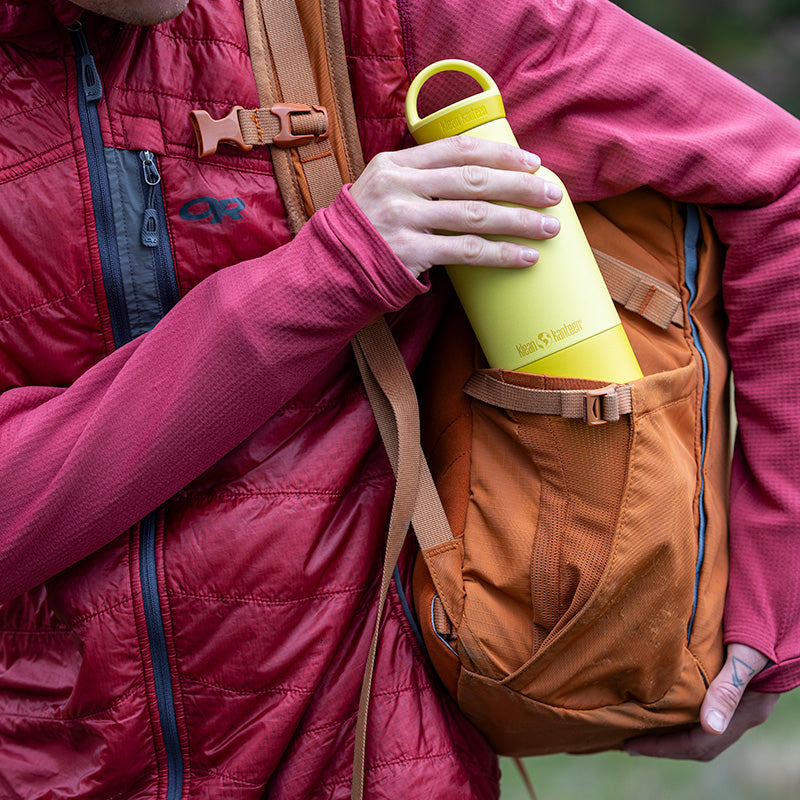 20oz-rise-classic-with-arch-loop-cap-m1 20oz_rise_classic_insulated_bottle_acacia_backpack_square.jpg