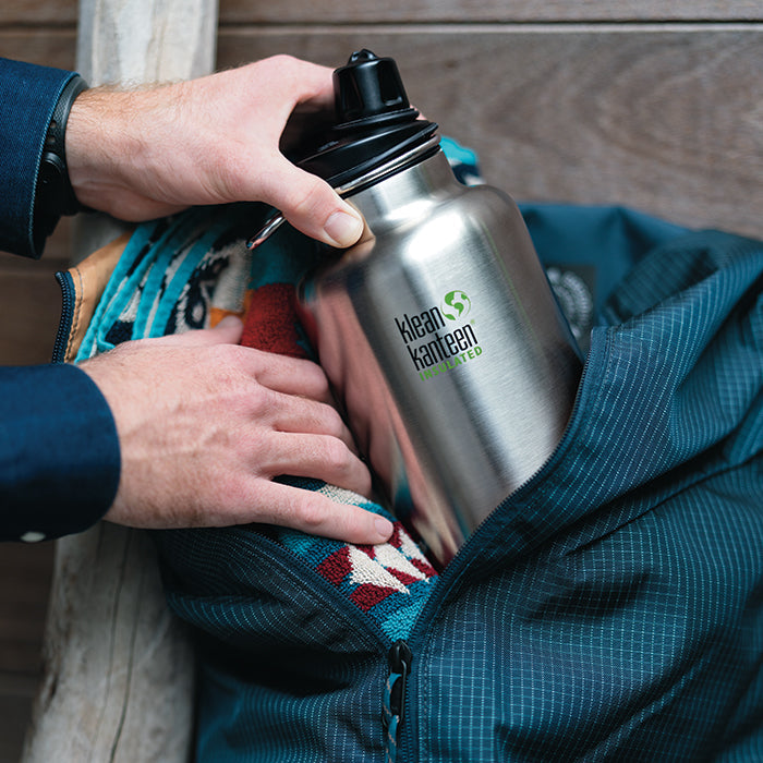 tkwide-chug-cap-f7 K64TKWSSL-BS-Chug-Cap-Out-of-Duffle_lifestyle.jpg