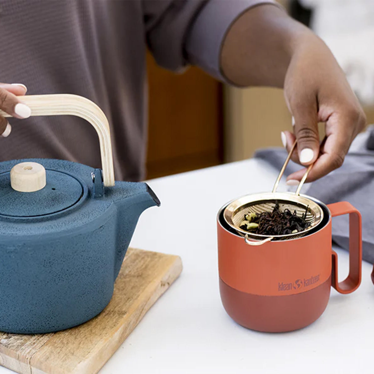 14oz-rise-mug-sale-h7 coffee_tea_seep_rise_mug_square.jpg