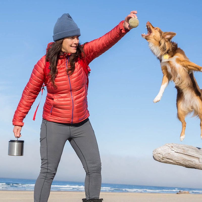 32oz-tkcanister-food-container-c6 food_canister_32oz_girl_beach_dog_jump_square.jpg