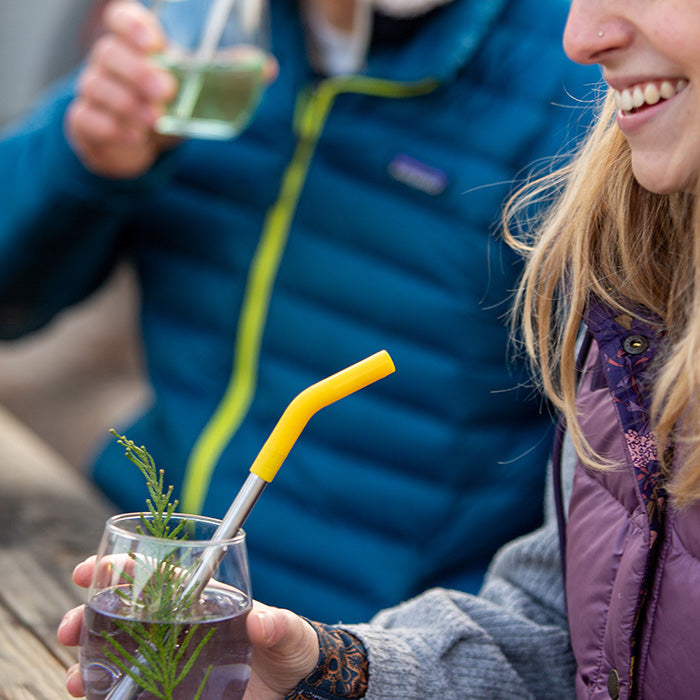 straw-4-pack-w3 recycled_steel_straw_drink_smile_lifestyle.jpg