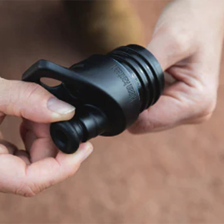 sport-cap-maintenance-kit-j5 sport_cap_maintenance_kit_pull_valve_out_lifestyle.jpg