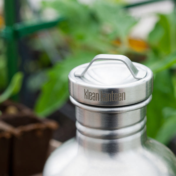 classic-steel-loop-cap-z1 stainless_cap_garden_lifestyle.jpg